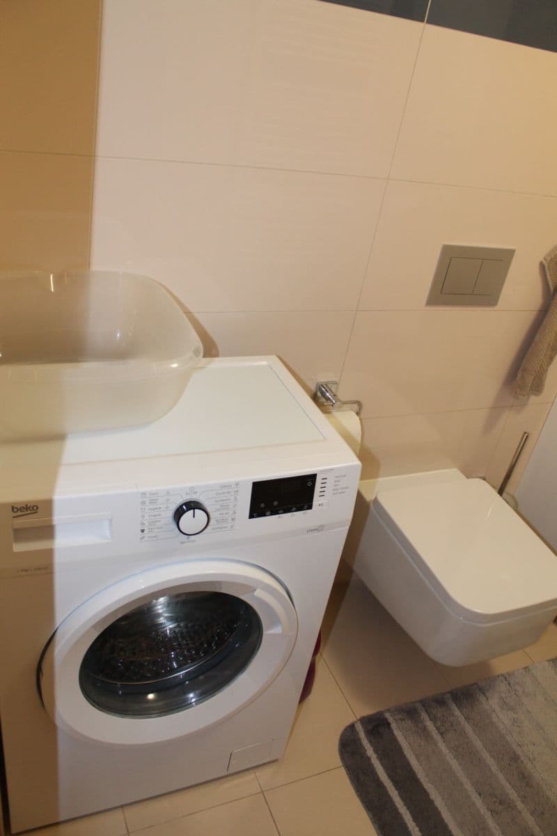 Prenájom bytu 2-izbový 50 m², Lehovecká, Praha, Praha Prenájom bytu 2-izbový 50 m², Lehovecká, Praha, Praha