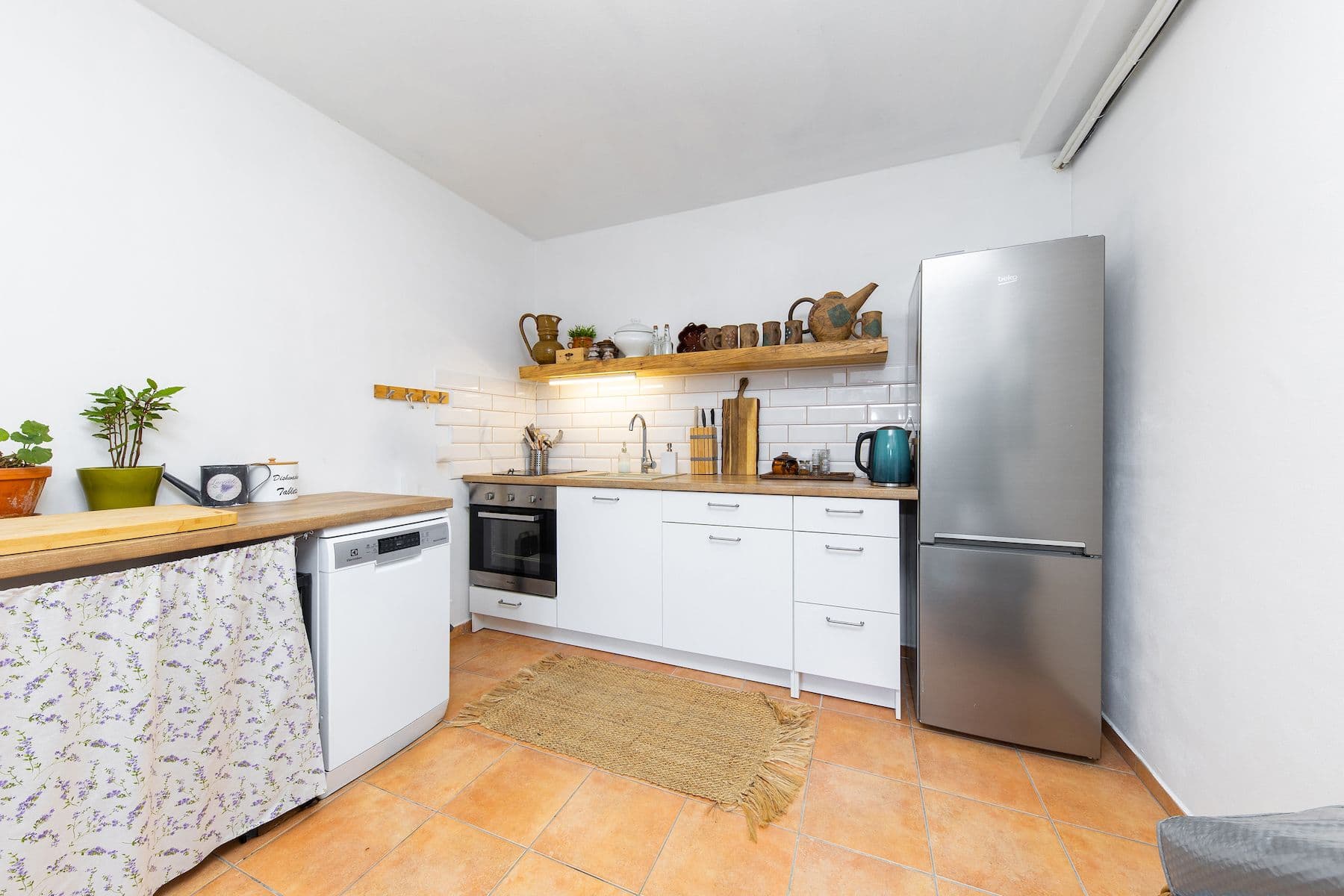 Predaj domu 300 m², pozemek 776 m², Bří Čapků, Náměšť nad Oslavou, Kraj Vysočina Predaj domu 300 m², pozemek 776 m², Bří Čapků, Náměšť nad Oslavou, Kraj Vysočina