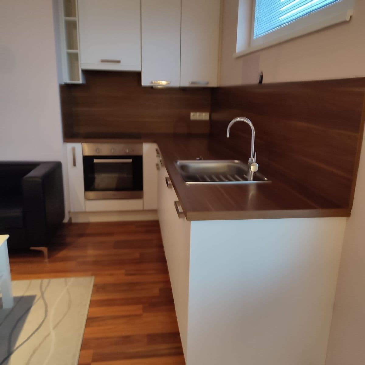 Prenájom bytu 1-izbový 35 m², Počernická, Praha, Praha Prenájom bytu 1-izbový 35 m², Počernická, Praha, Praha