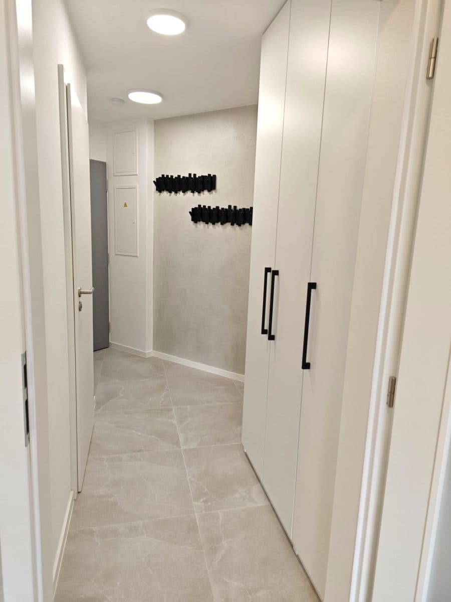 Prenájom bytu 1-izbový 45 m², Dukelská, Benešov, Středočeský kraj Prenájom bytu 1-izbový 45 m², Dukelská, Benešov, Středočeský kraj