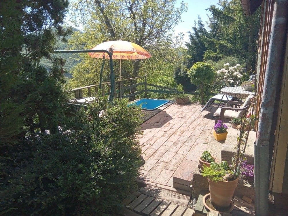 Predaj rekreačného objektu 16 m², pozemek 449 m², Dolní Zálezly, Ústecký kraj Predaj rekreačného objektu 16 m², pozemek 449 m², Dolní Zálezly, Ústecký kraj