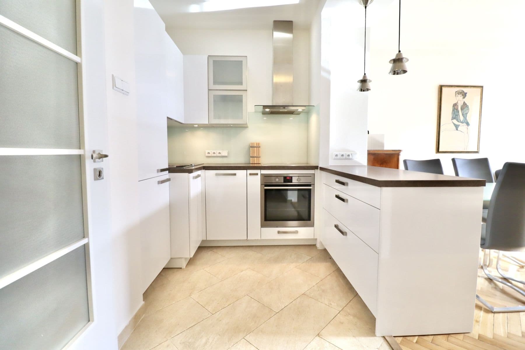 Prenájom bytu 2-izbový 55 m², Rooseveltova, Praha, Praha Prenájom bytu 2-izbový 55 m², Rooseveltova, Praha, Praha