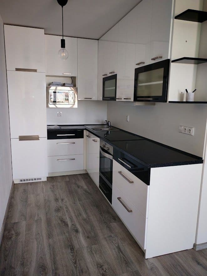 Prenájom bytu 2-izbový 52 m², Ke Strouze, Nymburk, Středočeský kraj Prenájom bytu 2-izbový 52 m², Ke Strouze, Nymburk, Středočeský kraj