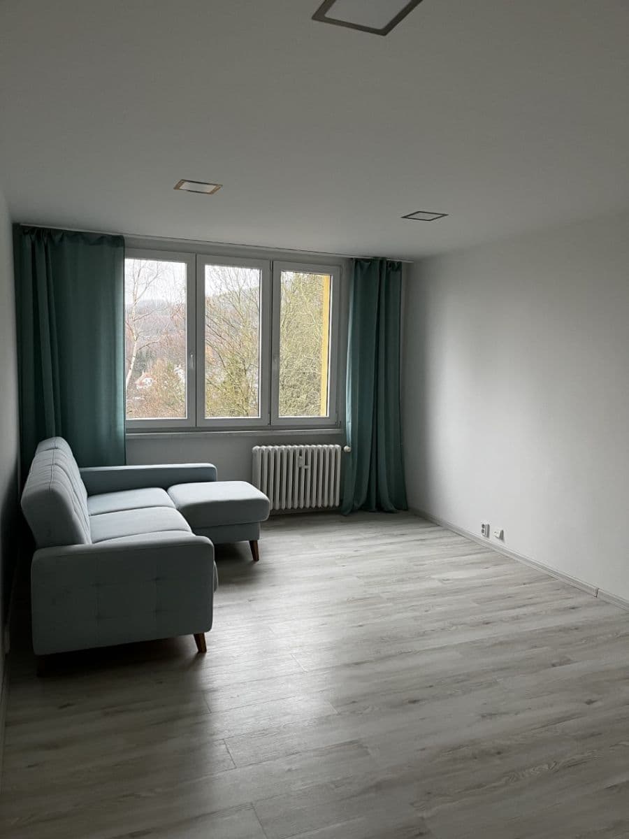 Predaj bytu 2-izbový 62 m², Maďarská, Karlovy Vary, Karlovarský kraj Predaj bytu 2-izbový 62 m², Maďarská, Karlovy Vary, Karlovarský kraj