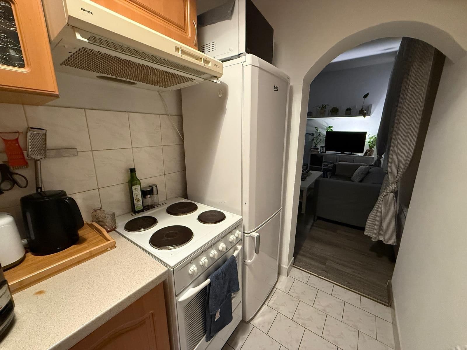 Prenájom bytu 1-izbový 40 m², Lobezská, Plzeň, Plzeňský kraj Prenájom bytu 1-izbový 40 m², Lobezská, Plzeň, Plzeňský kraj