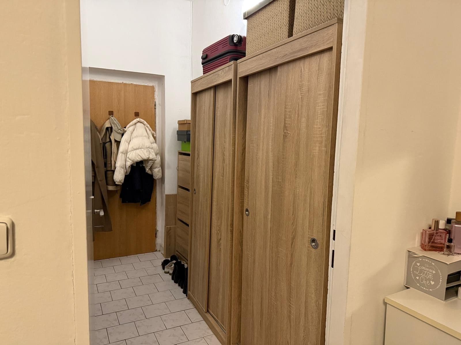 Prenájom bytu 1-izbový 40 m², Lobezská, Plzeň, Plzeňský kraj Prenájom bytu 1-izbový 40 m², Lobezská, Plzeň, Plzeňský kraj