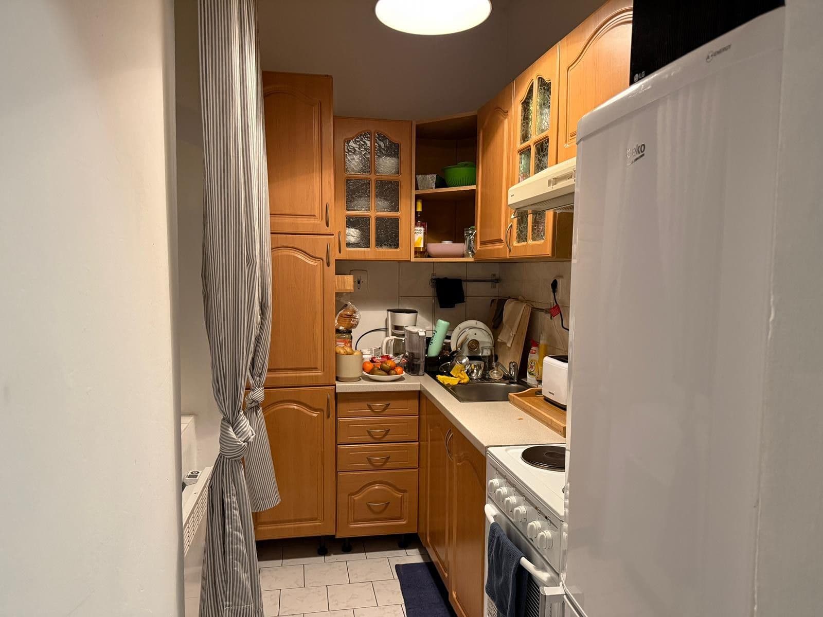 Prenájom bytu 1-izbový 40 m², Lobezská, Plzeň, Plzeňský kraj Prenájom bytu 1-izbový 40 m², Lobezská, Plzeň, Plzeňský kraj