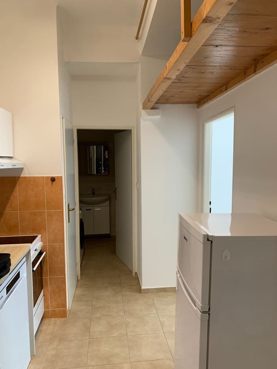 Prenájom bytu 2-izbový 43 m², Vršovická, Praha, Praha Prenájom bytu 2-izbový 43 m², Vršovická, Praha, Praha