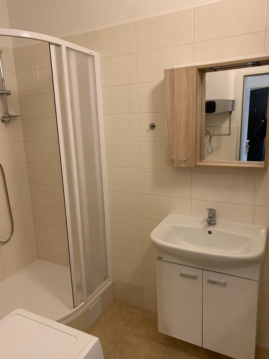 Prenájom bytu 2-izbový 43 m², Vršovická, Praha, Praha Prenájom bytu 2-izbový 43 m², Vršovická, Praha, Praha