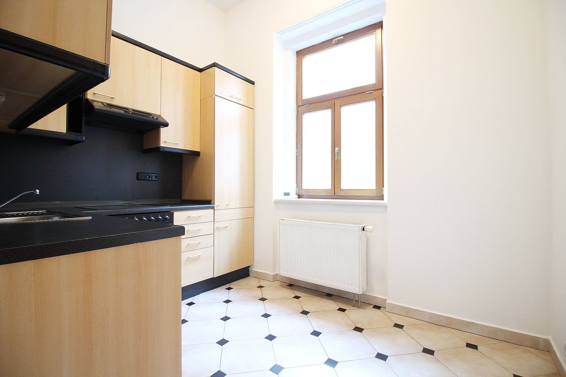 Prenájom bytu 2-izbový 56 m², Lublaňská, Praha, Praha Prenájom bytu 2-izbový 56 m², Lublaňská, Praha, Praha