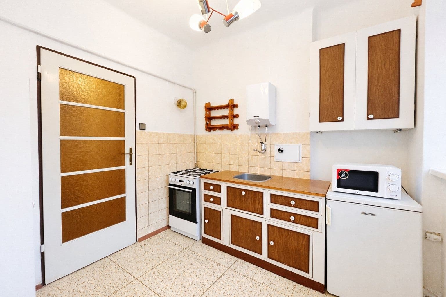 Prenájom bytu 1-izbový 33 m², Pod strojírnami, Praha, Praha Prenájom bytu 1-izbový 33 m², Pod strojírnami, Praha, Praha