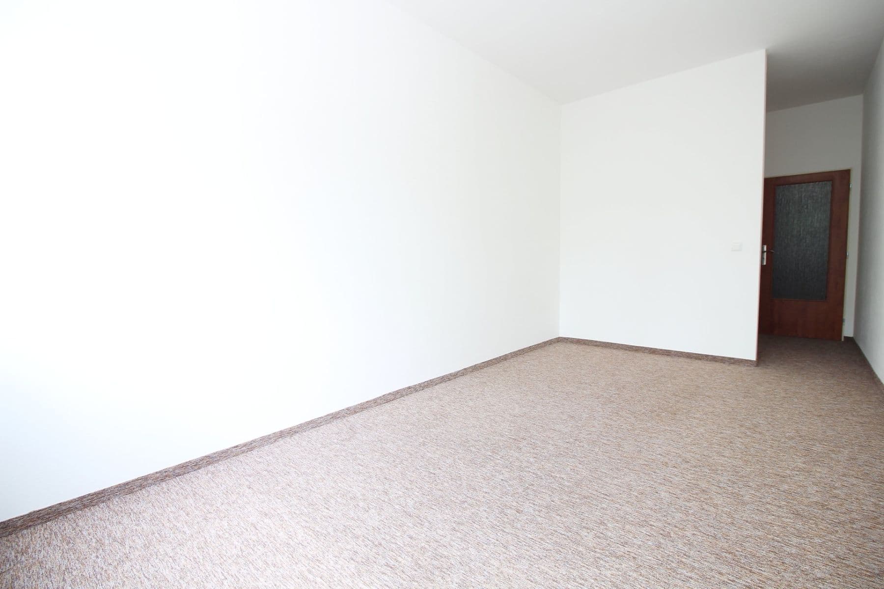 Prenájom bytu 1-izbový 27 m², Otvovice, Středočeský kraj Prenájom bytu 1-izbový 27 m², Otvovice, Středočeský kraj