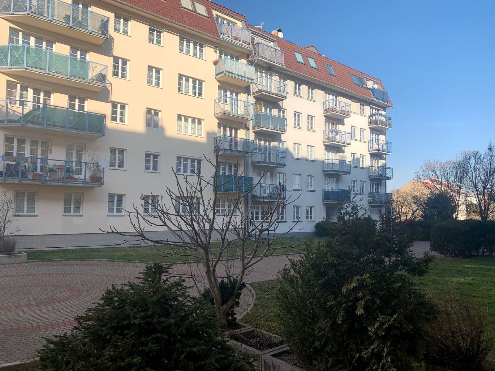 Prenájom bytu 1-izbový 30 m², Pelušková, Praha, Praha Prenájom bytu 1-izbový 30 m², Pelušková, Praha, Praha