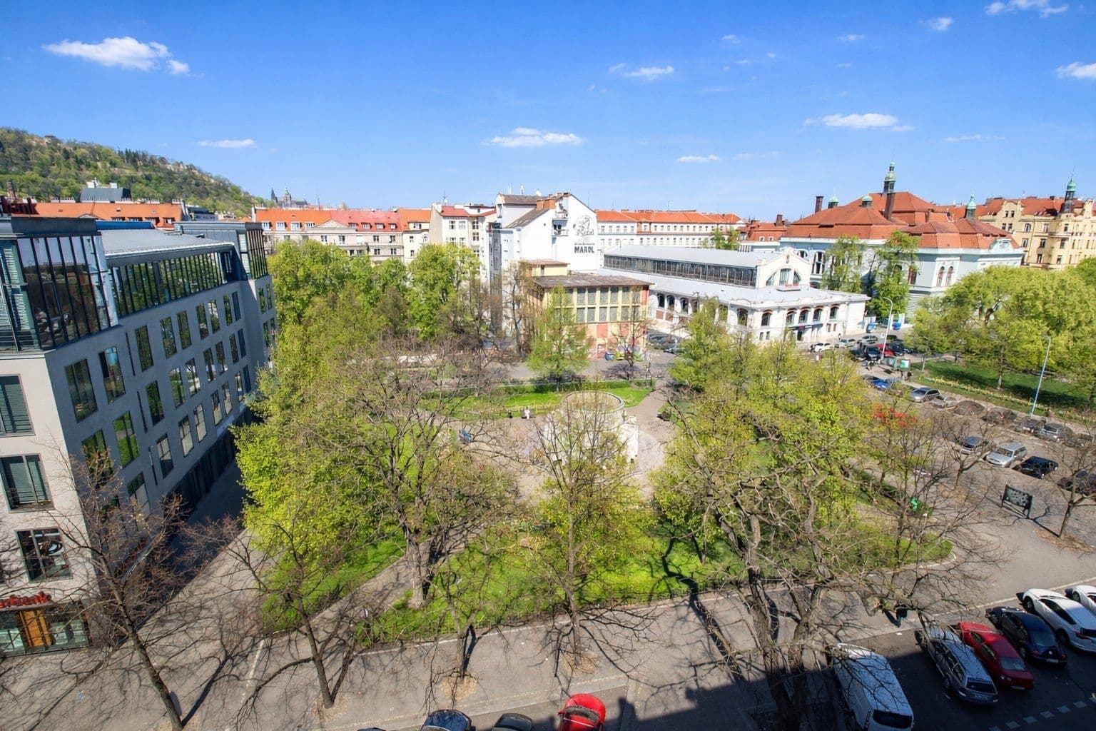 Prenájom bytu 1-izbový 52 m², náměstí 14. října, Praha, Praha Prenájom bytu 1-izbový 52 m², náměstí 14. října, Praha, Praha