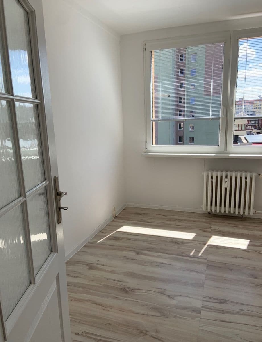 Prenájom bytu 2-izbový 40 m², Višňová, Most, Ústecký kraj Prenájom bytu 2-izbový 40 m², Višňová, Most, Ústecký kraj