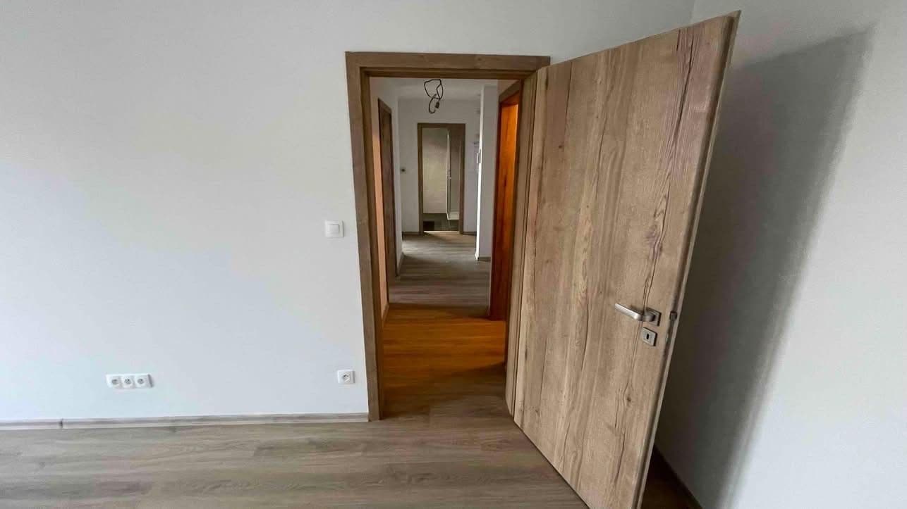 Prenájom bytu 3-izbový 69 m², Americká, Kladno, Středočeský kraj Prenájom bytu 3-izbový 69 m², Americká, Kladno, Středočeský kraj