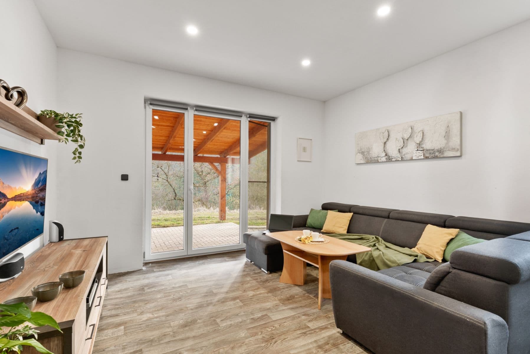 Predaj domu 126 m², pozemek 2.028 m², Hrdlořezy, Středočeský kraj Predaj domu 126 m², pozemek 2.028 m², Hrdlořezy, Středočeský kraj