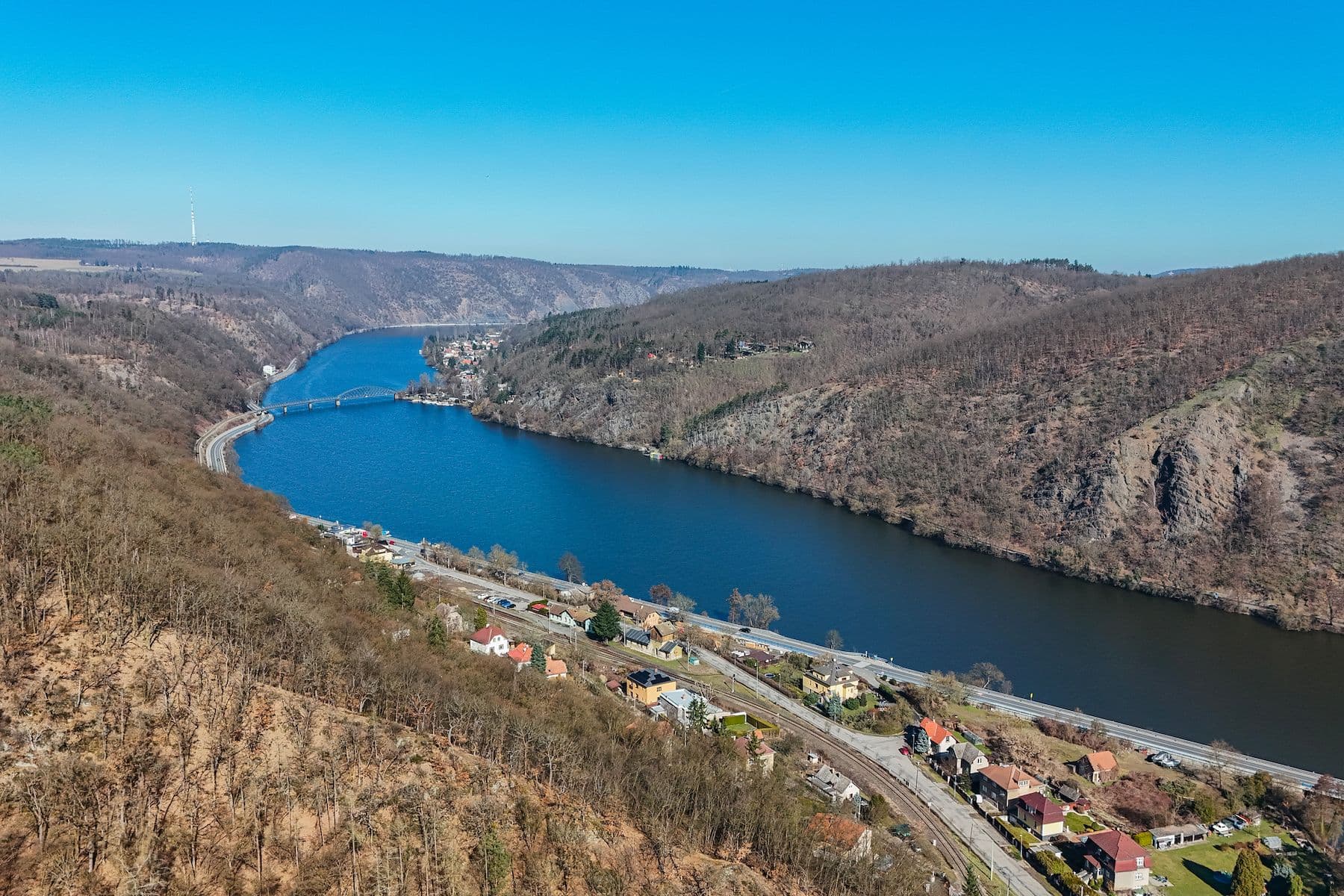 Predaj domu 297 m², pozemek 1.599 m², Na Vyhlídce, Měchenice, Středočeský kraj Predaj domu 297 m², pozemek 1.599 m², Na Vyhlídce, Měchenice, Středočeský kraj