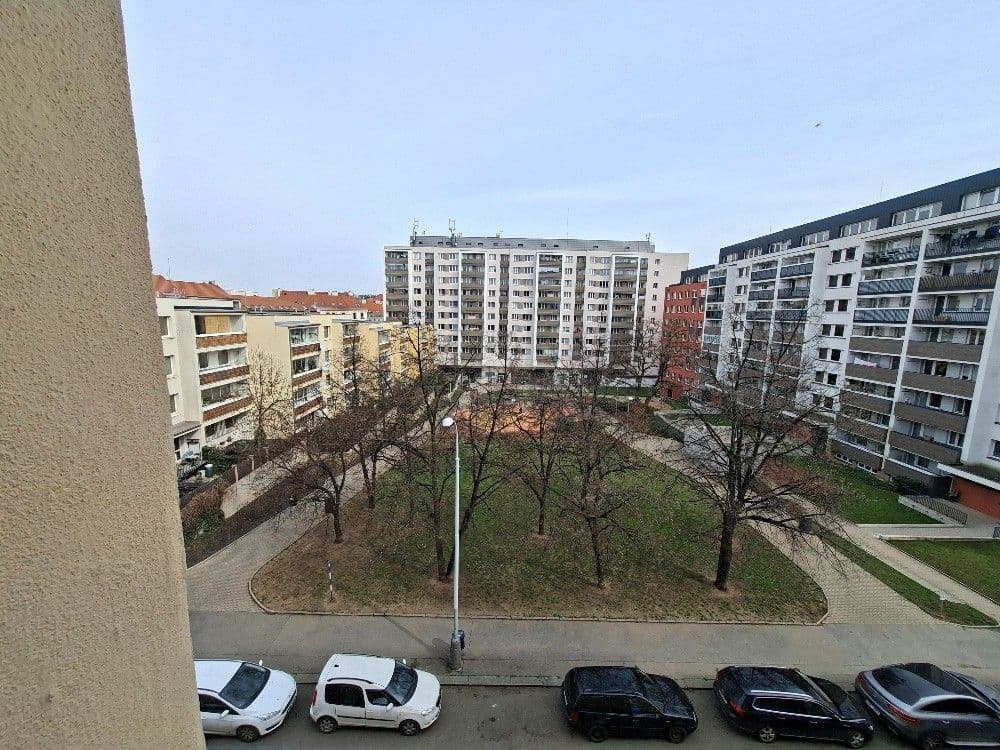 Prenájom bytu 1-izbový 42 m², Bořivojova, Praha, Praha Prenájom bytu 1-izbový 42 m², Bořivojova, Praha, Praha