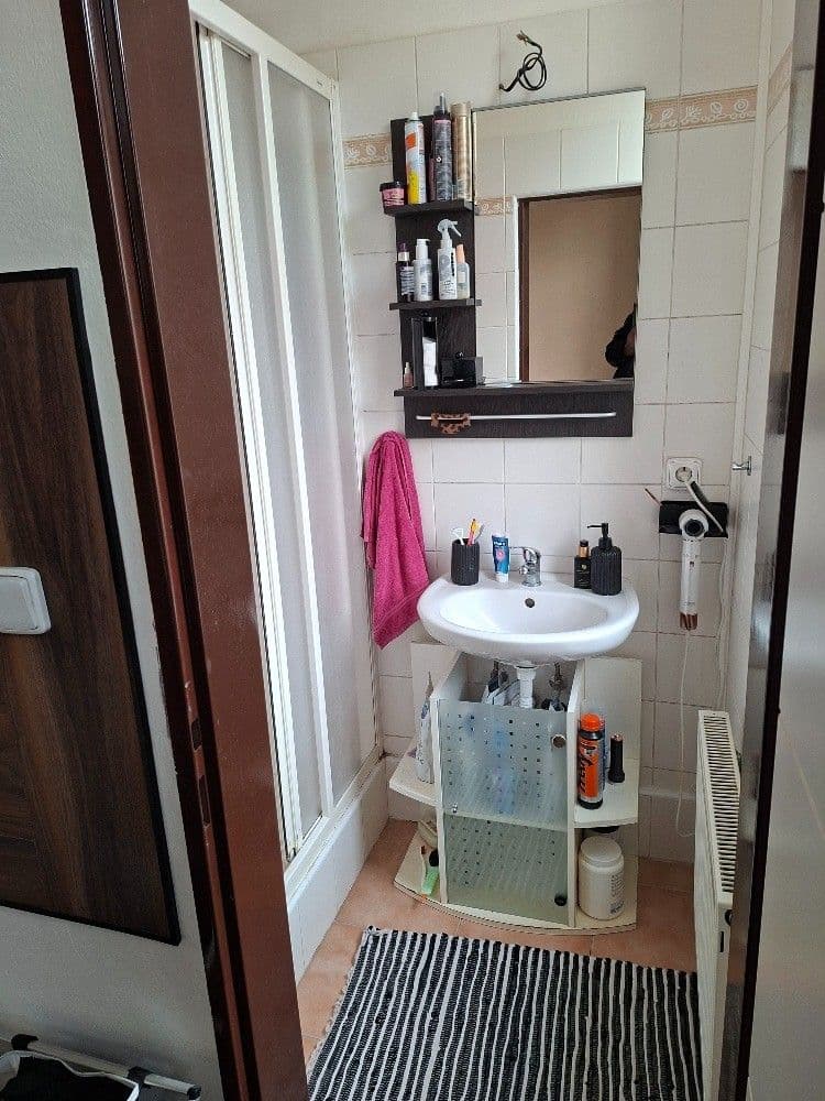 Prenájom bytu 1-izbový 42 m², Bořivojova, Praha, Praha Prenájom bytu 1-izbový 42 m², Bořivojova, Praha, Praha