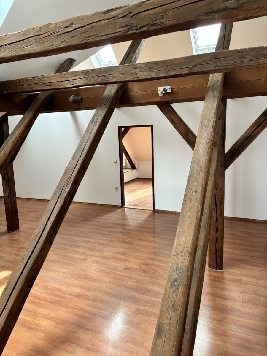 Prenájom bytu 3-izbový 157 m², Palackého, Jaroměř, Královéhradecký kraj Prenájom bytu 3-izbový 157 m², Palackého, Jaroměř, Královéhradecký kraj