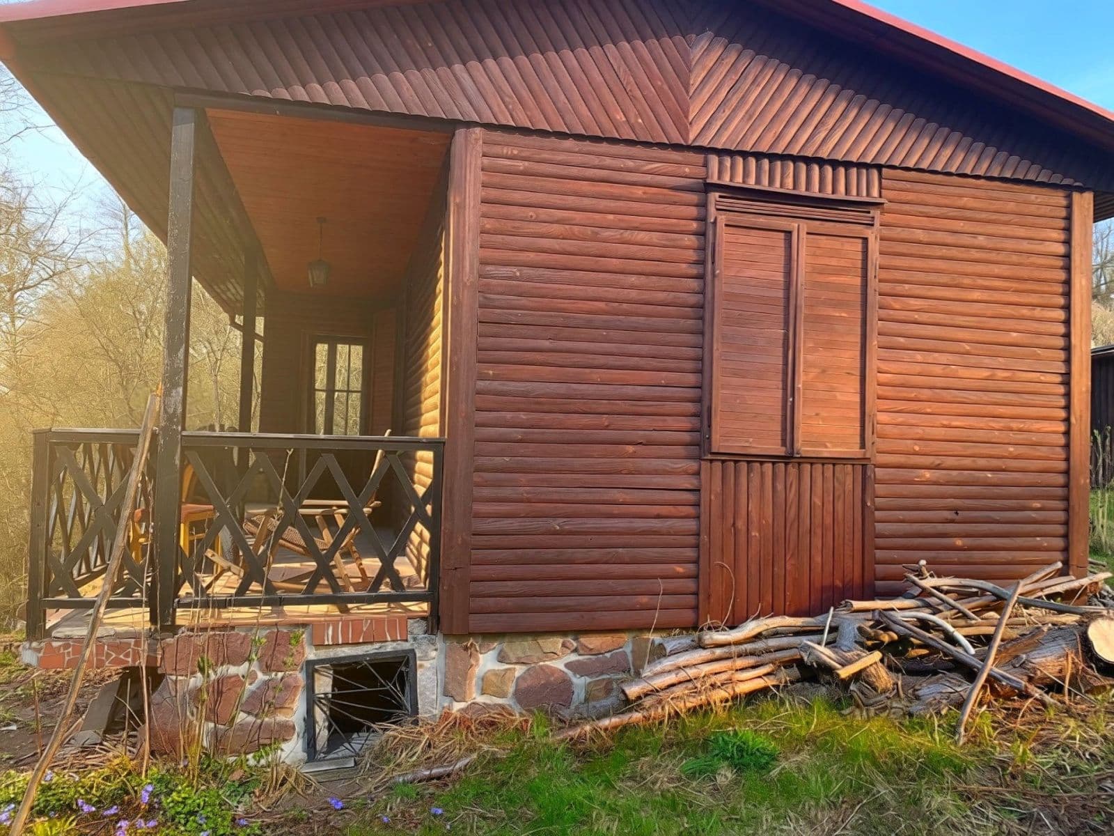 Predaj rekreačného objektu 48 m², pozemok 397 m², Zdelov, Královéhradecký kraj Predaj rekreačného objektu 48 m², pozemok 397 m², Zdelov, Královéhradecký kraj