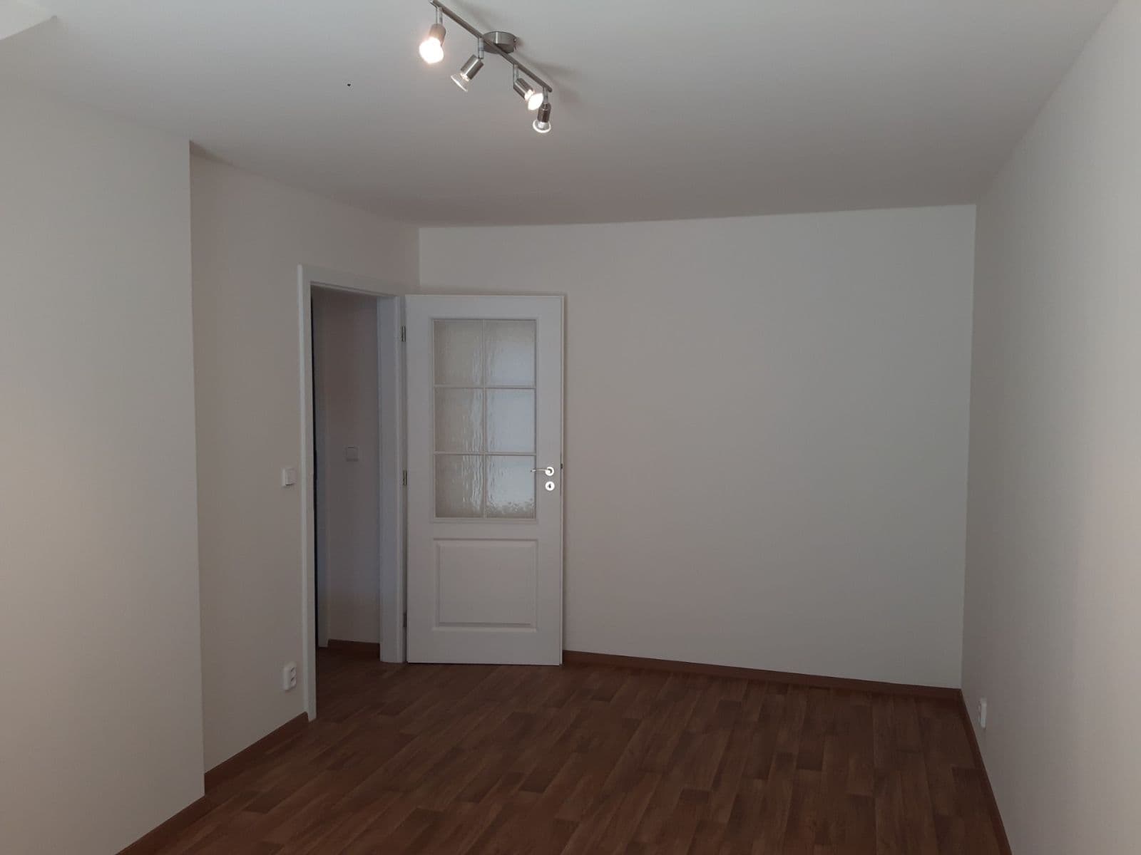 Prenájom bytu 2-izbový 56 m², Ke Hřbitovu, Kolín, Středočeský kraj Prenájom bytu 2-izbový 56 m², Ke Hřbitovu, Kolín, Středočeský kraj