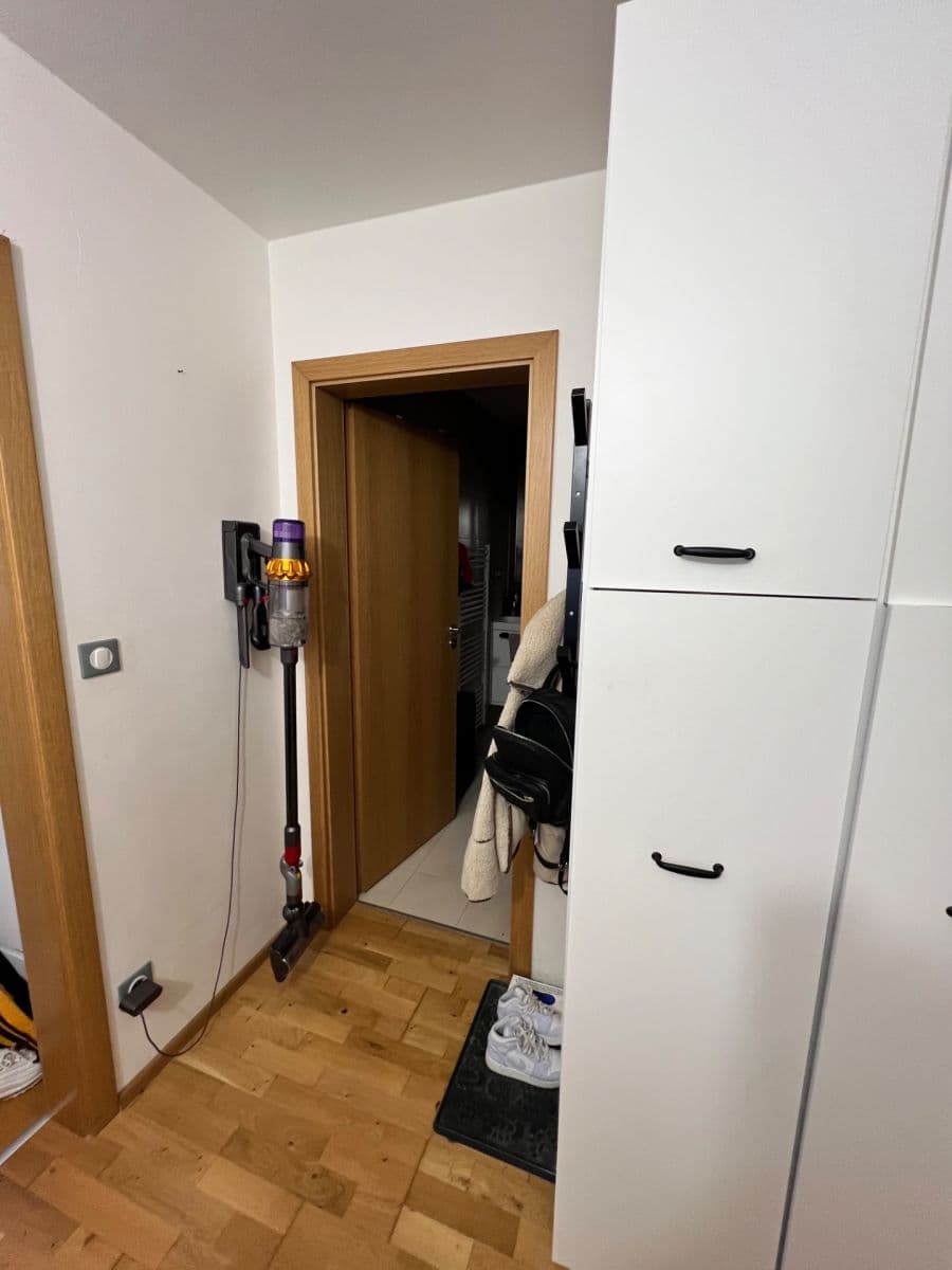 Prenájom bytu 1-izbový 33 m², Palackého třída, Brno, Jihomoravský kraj Prenájom bytu 1-izbový 33 m², Palackého třída, Brno, Jihomoravský kraj