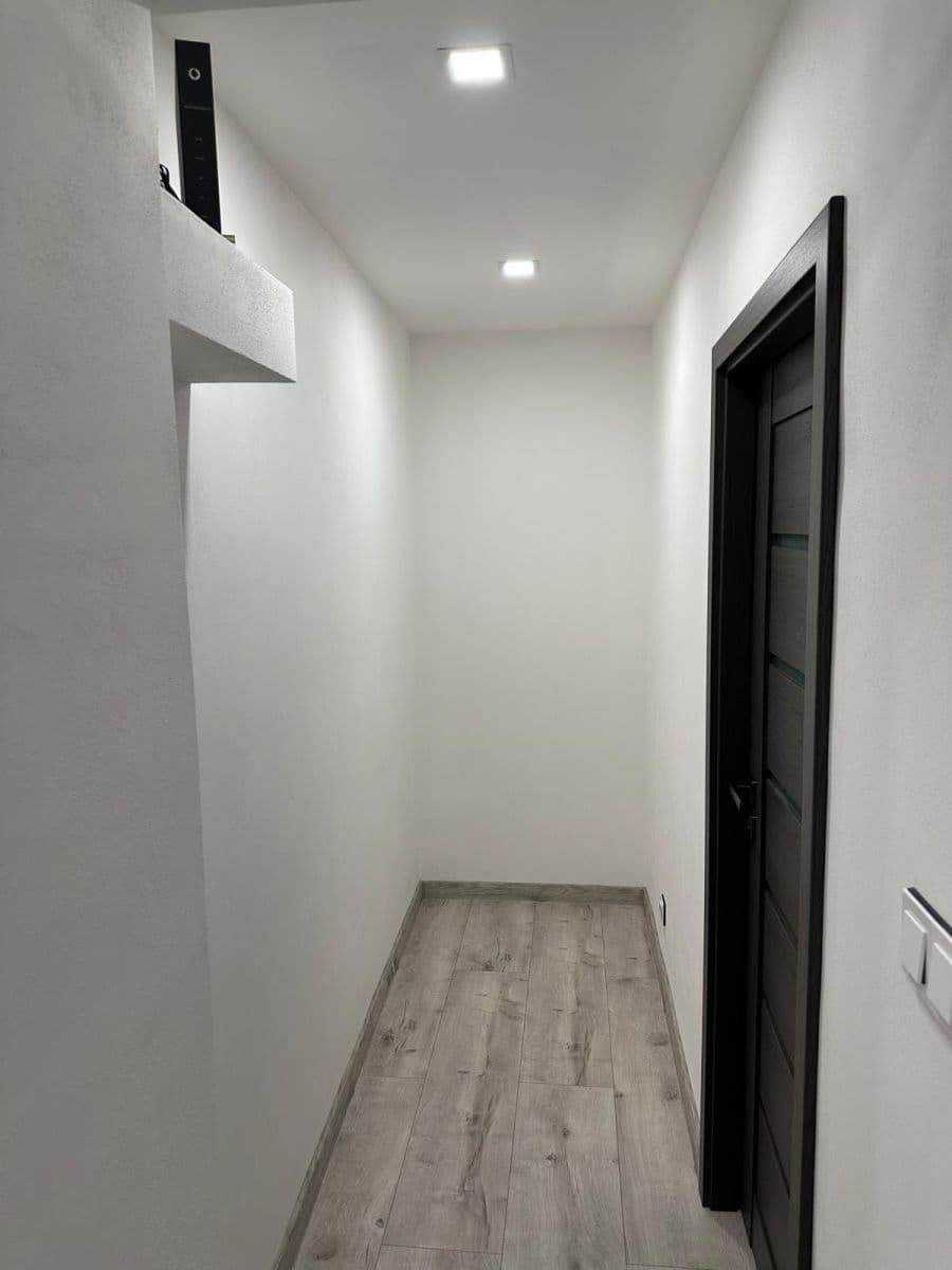 Prenájom bytu 2-izbový 54 m², Vršovců, Ostrava, Moravskoslezský kraj Prenájom bytu 2-izbový 54 m², Vršovců, Ostrava, Moravskoslezský kraj