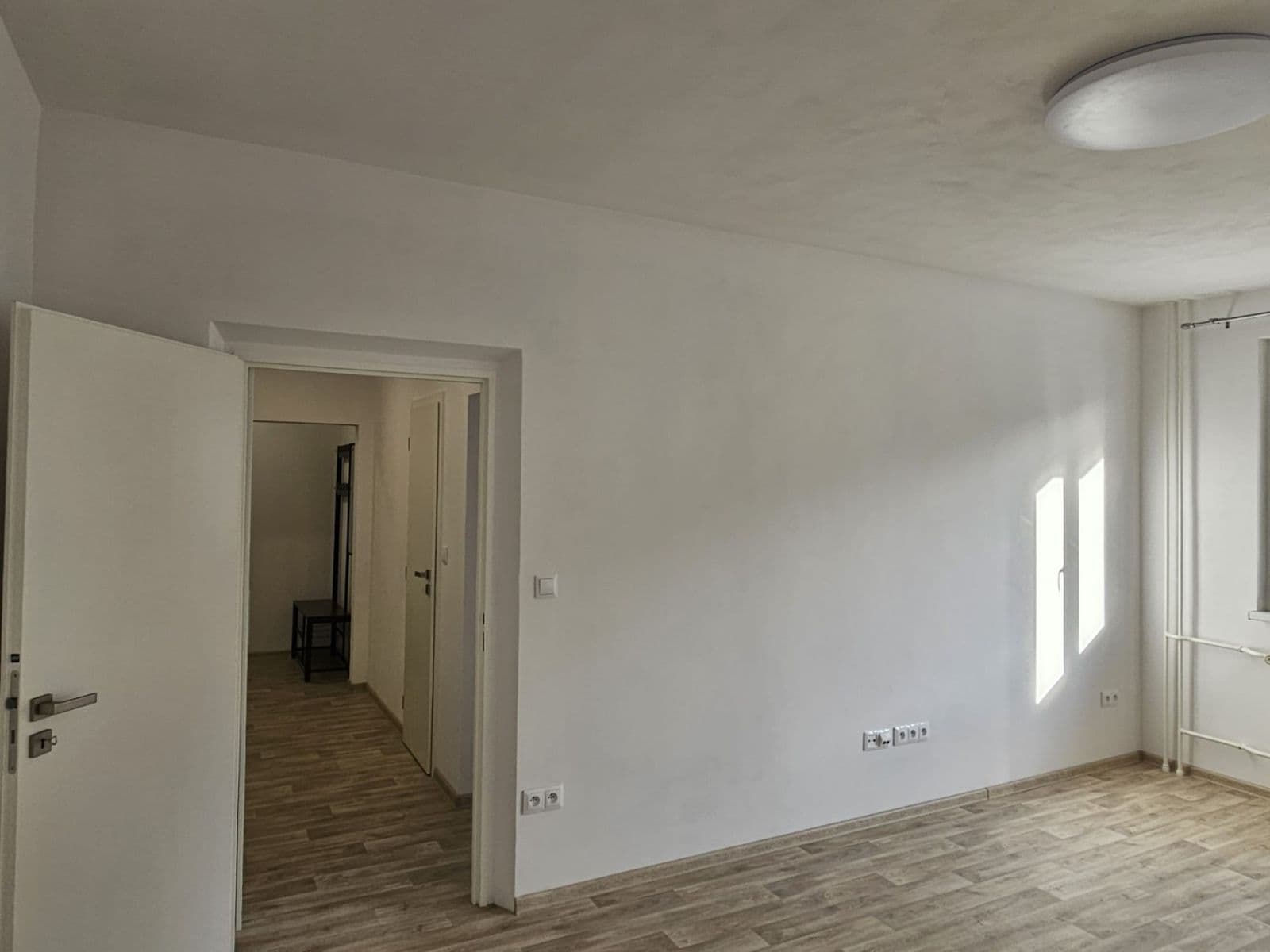 Prenájom bytu 1-izbový 50 m², Stará cesta, Vsetín, Zlínský kraj Prenájom bytu 1-izbový 50 m², Stará cesta, Vsetín, Zlínský kraj