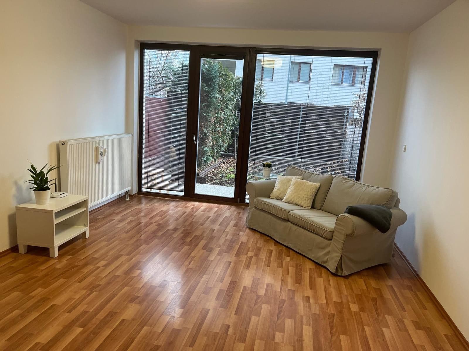 Prenájom bytu 64 m², Na Slatince, Praha, Praha Prenájom bytu 64 m², Na Slatince, Praha, Praha