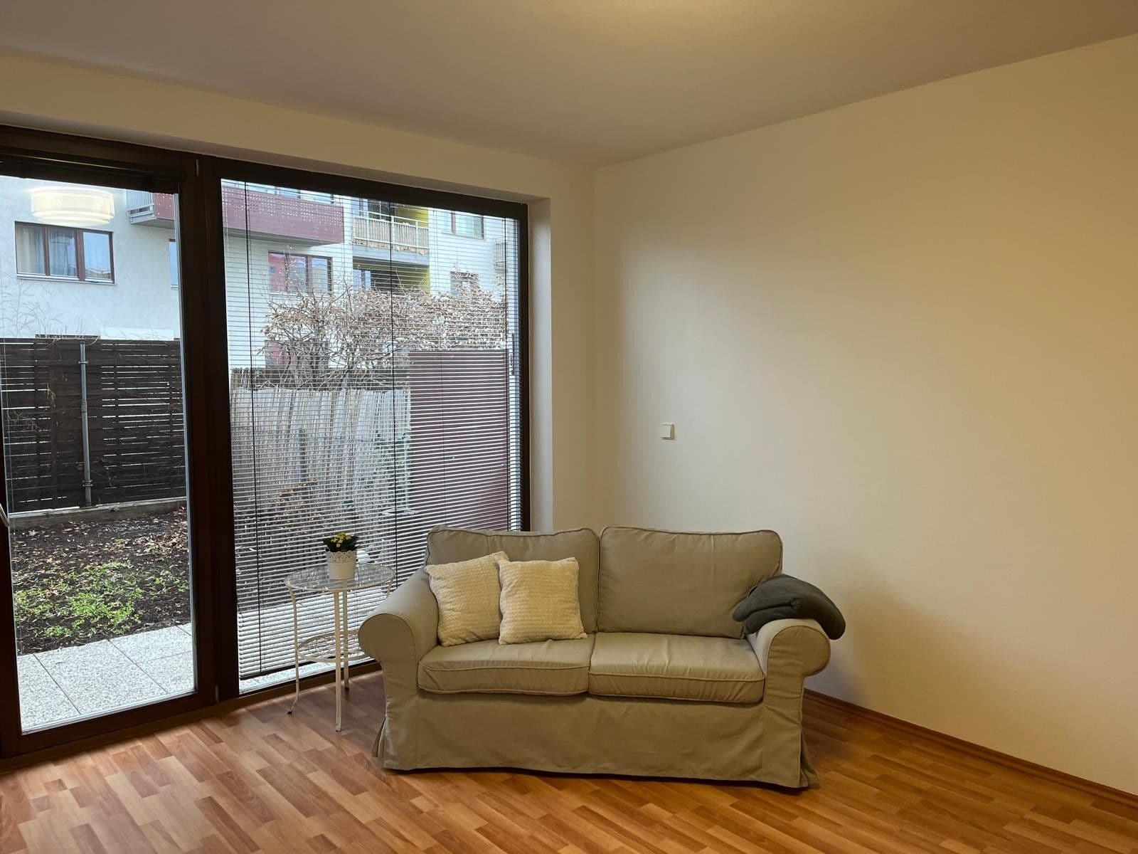 Prenájom bytu 64 m², Na Slatince, Praha, Praha Prenájom bytu 64 m², Na Slatince, Praha, Praha
