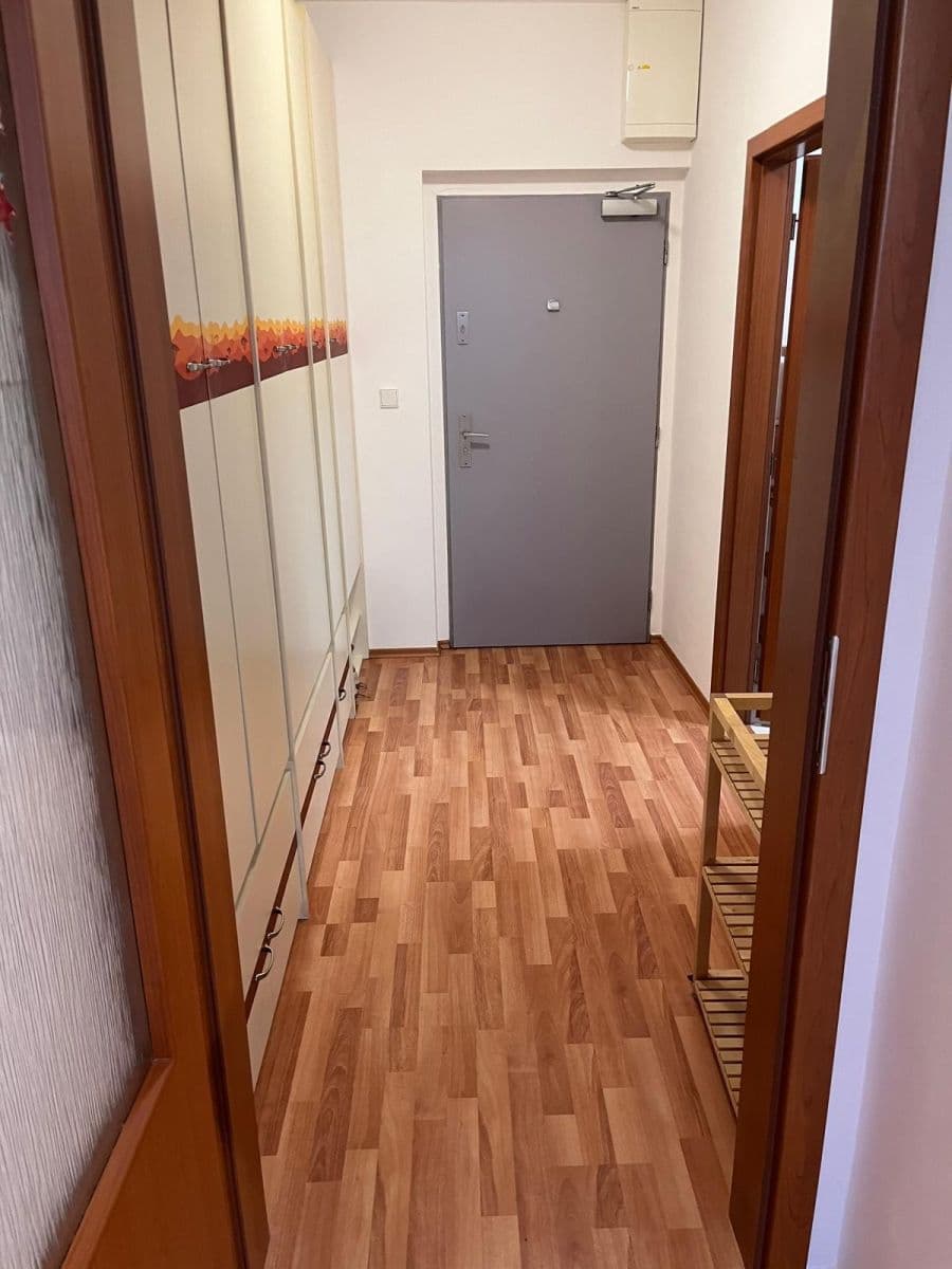 Prenájom bytu 64 m², Na Slatince, Praha, Praha Prenájom bytu 64 m², Na Slatince, Praha, Praha