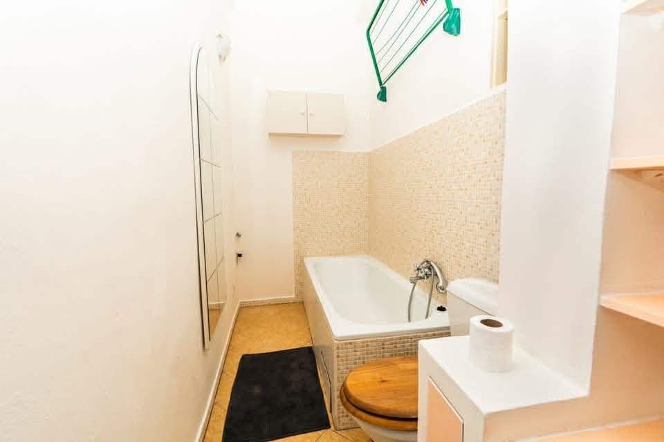 Prenájom bytu 1-izbový 38 m², Divišova, Olomouc, Olomoucký kraj Prenájom bytu 1-izbový 38 m², Divišova, Olomouc, Olomoucký kraj