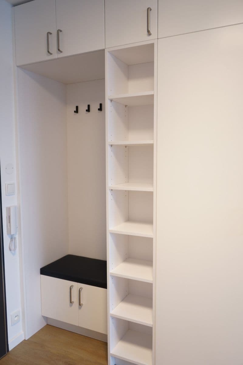 Prenájom bytu 1-izbový 33 m², Zálesí, Praha, Praha Prenájom bytu 1-izbový 33 m², Zálesí, Praha, Praha