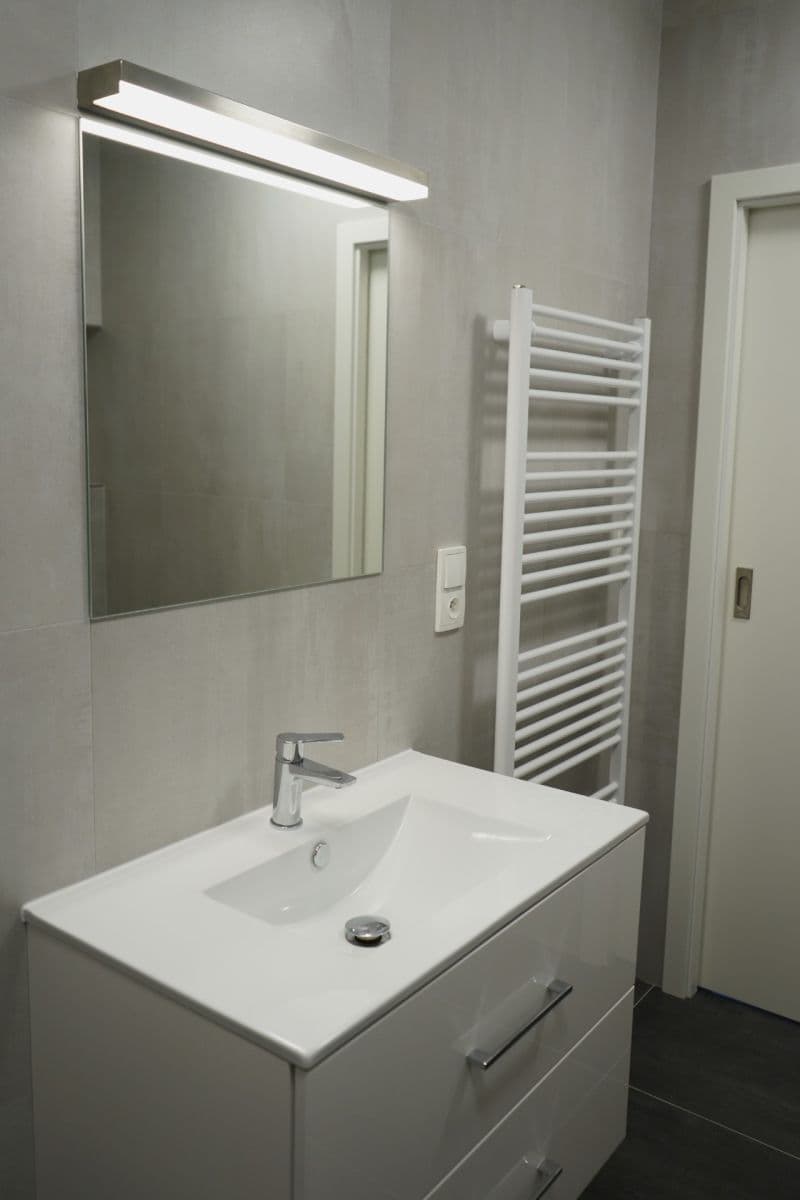 Prenájom bytu 1-izbový 33 m², Zálesí, Praha, Praha Prenájom bytu 1-izbový 33 m², Zálesí, Praha, Praha