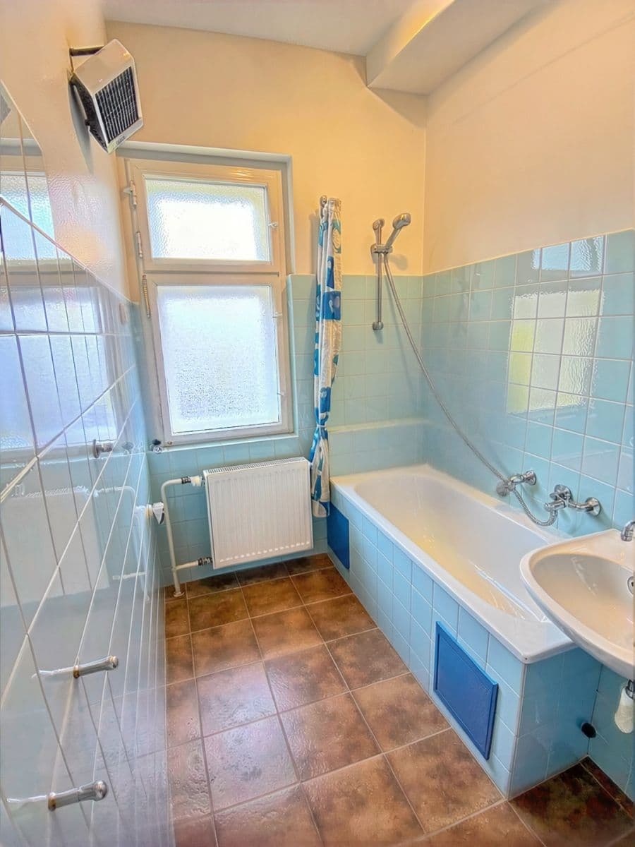 Prenájom bytu 3-izbový 80 m², Žďárská, Praha, Praha Prenájom bytu 3-izbový 80 m², Žďárská, Praha, Praha