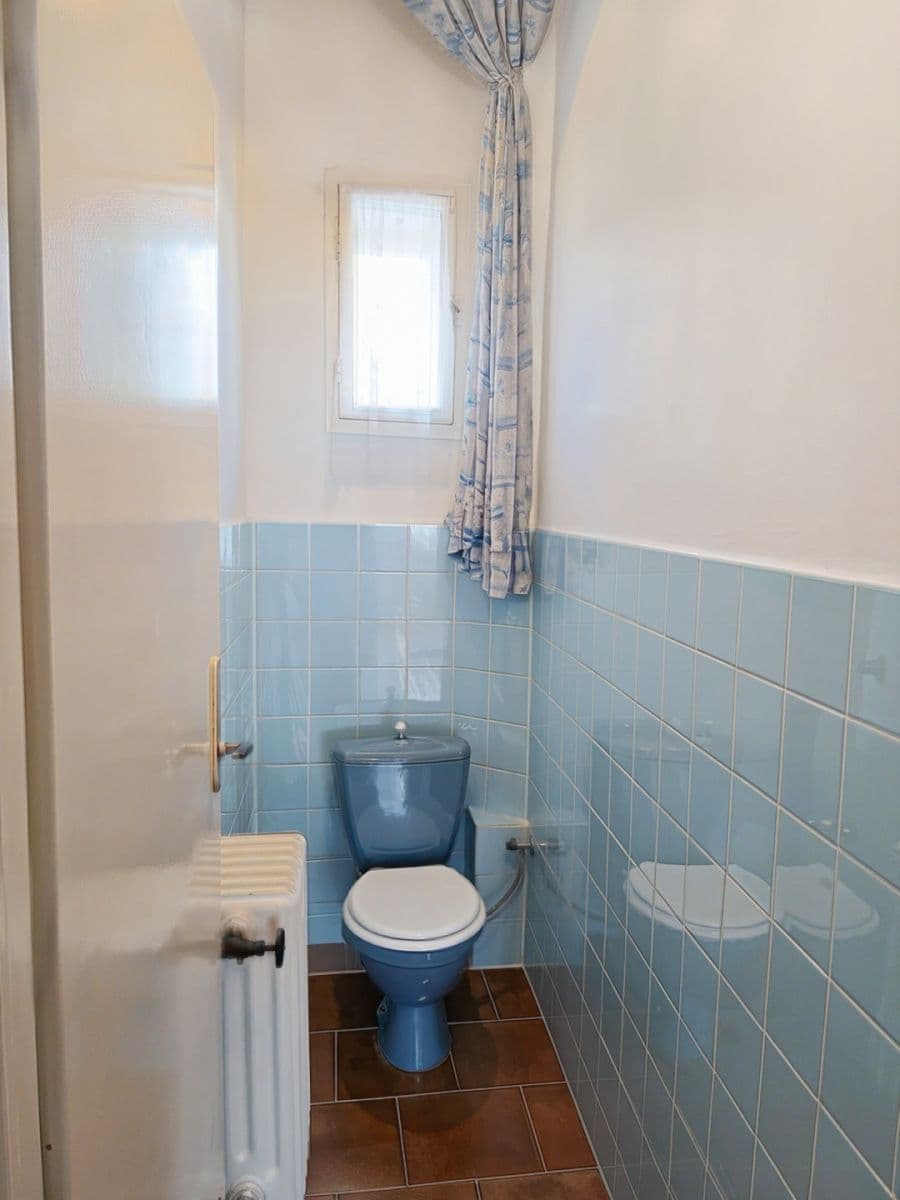 Prenájom bytu 3-izbový 80 m², Žďárská, Praha, Praha Prenájom bytu 3-izbový 80 m², Žďárská, Praha, Praha