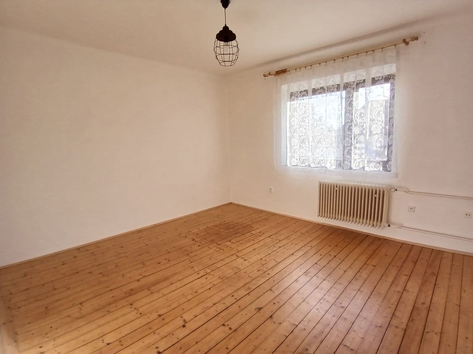 Prenájom bytu 3-izbový 80 m², Žďárská, Praha, Praha Prenájom bytu 3-izbový 80 m², Žďárská, Praha, Praha