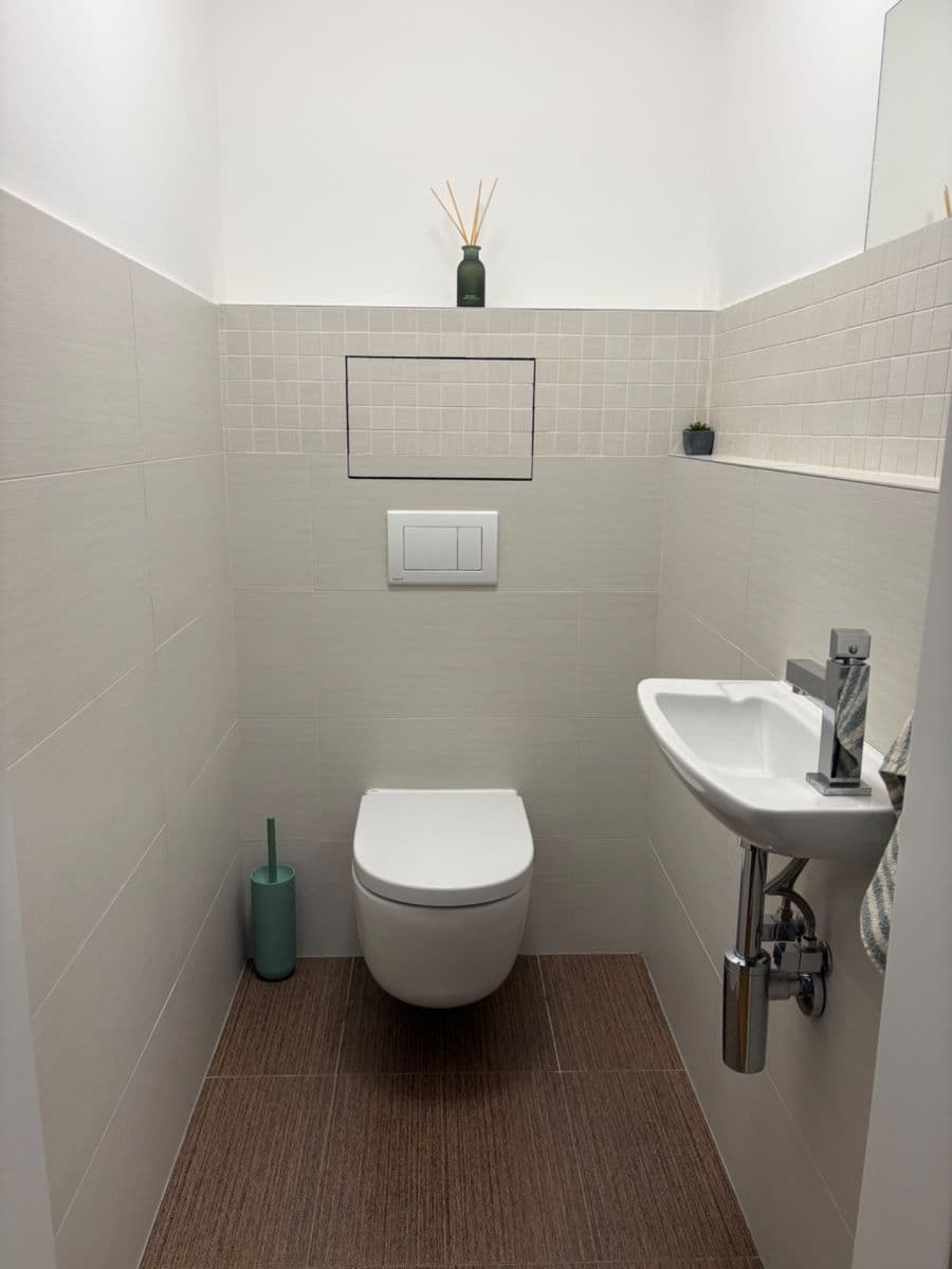 Predaj bytu 3-izbový 86 m², Nademlejnská, Praha, Praha Predaj bytu 3-izbový 86 m², Nademlejnská, Praha, Praha