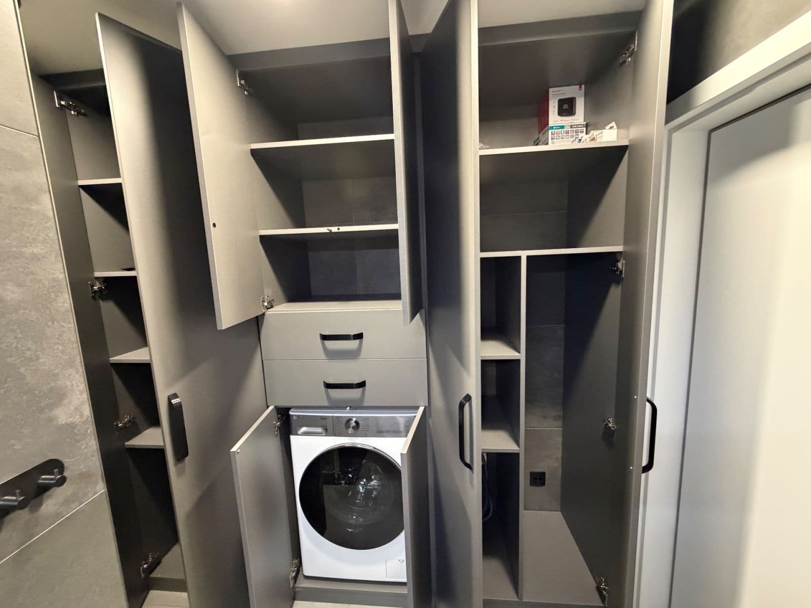 Prenájom bytu 2-izbový 67 m², Bolívarova, Praha, Praha Prenájom bytu 2-izbový 67 m², Bolívarova, Praha, Praha