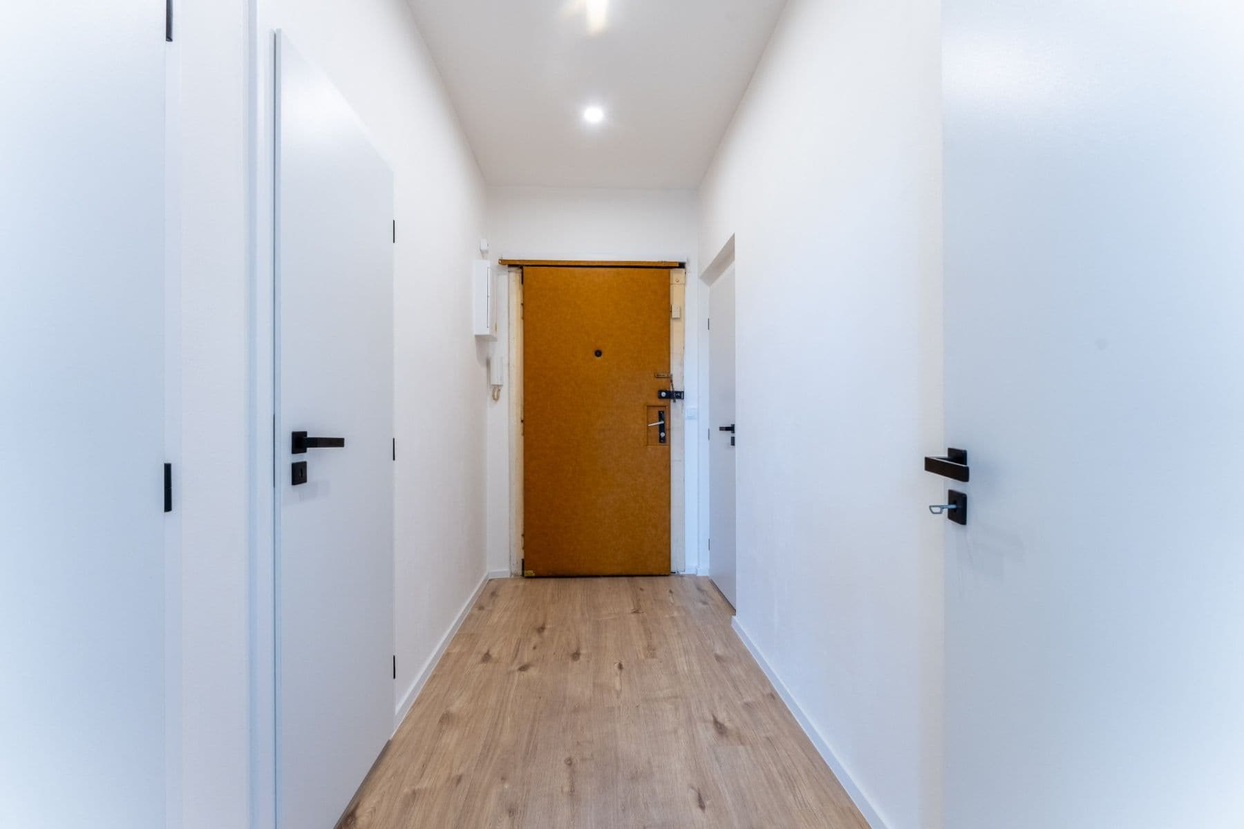 Predaj bytu 2-izbový 45 m², 5. května, Praha, Praha Predaj bytu 2-izbový 45 m², 5. května, Praha, Praha