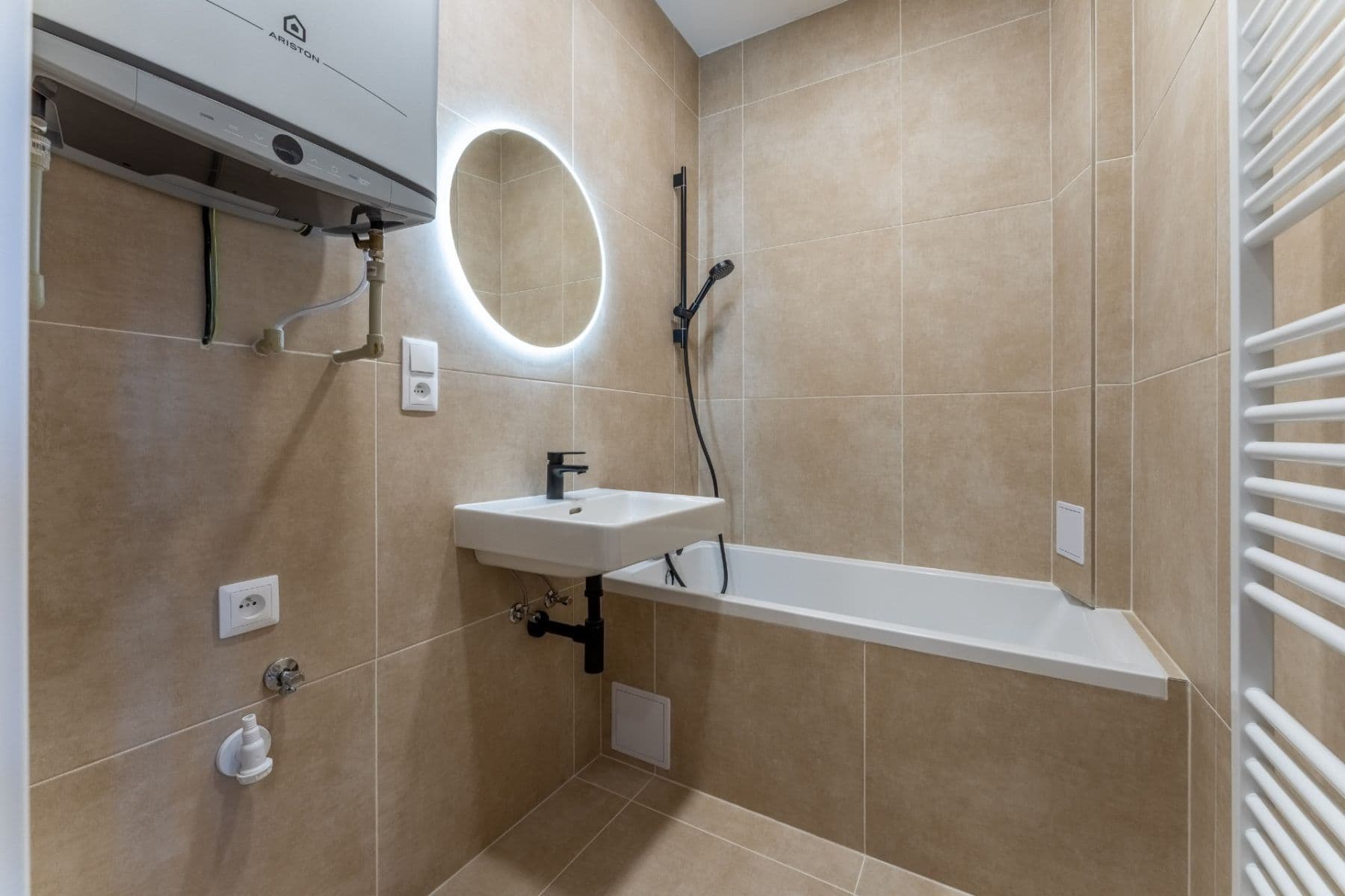 Predaj bytu 2-izbový 45 m², 5. května, Praha, Praha Predaj bytu 2-izbový 45 m², 5. května, Praha, Praha
