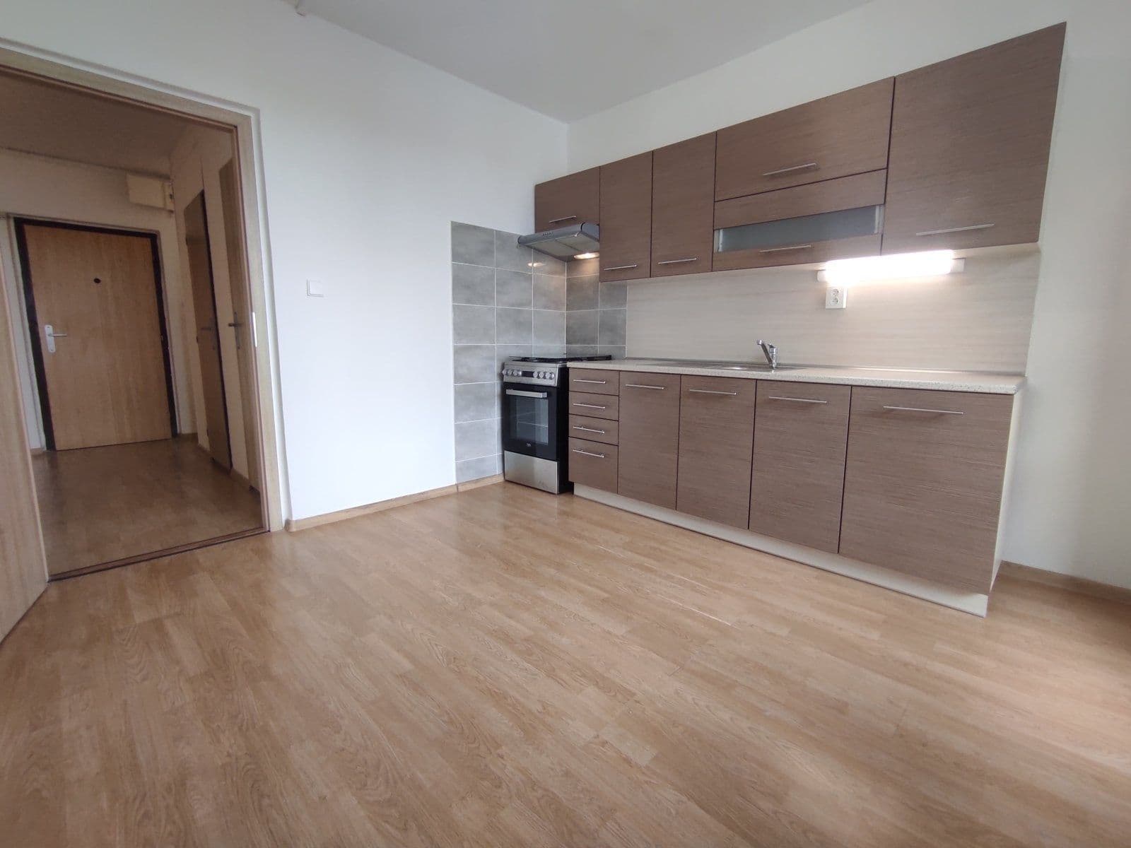 Prenájom bytu 3-izbový 66 m², Janského, Karviná, Moravskoslezský kraj Prenájom bytu 3-izbový 66 m², Janského, Karviná, Moravskoslezský kraj