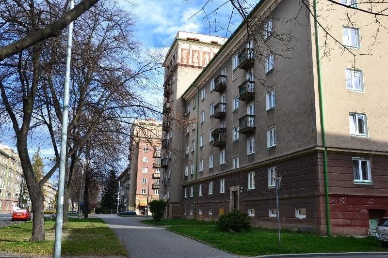 Prenájom bytu 2-izbový 52 m², Československé armády, Havířov, Moravskoslezský kraj Prenájom bytu 2-izbový 52 m², Československé armády, Havířov, Moravskoslezský kraj