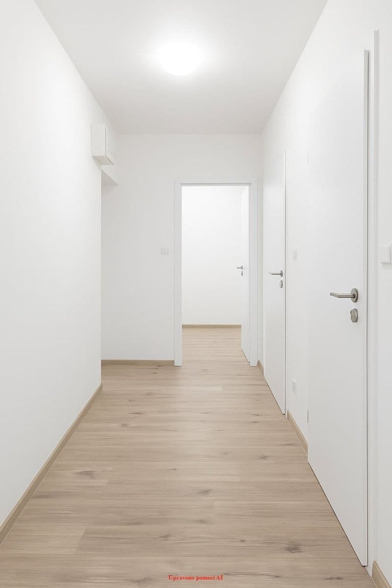Prenájom bytu 2-izbový 57 m², Československé armády, Frýdek-Místek, Moravskoslezský kraj Prenájom bytu 2-izbový 57 m², Československé armády, Frýdek-Místek, Moravskoslezský kraj