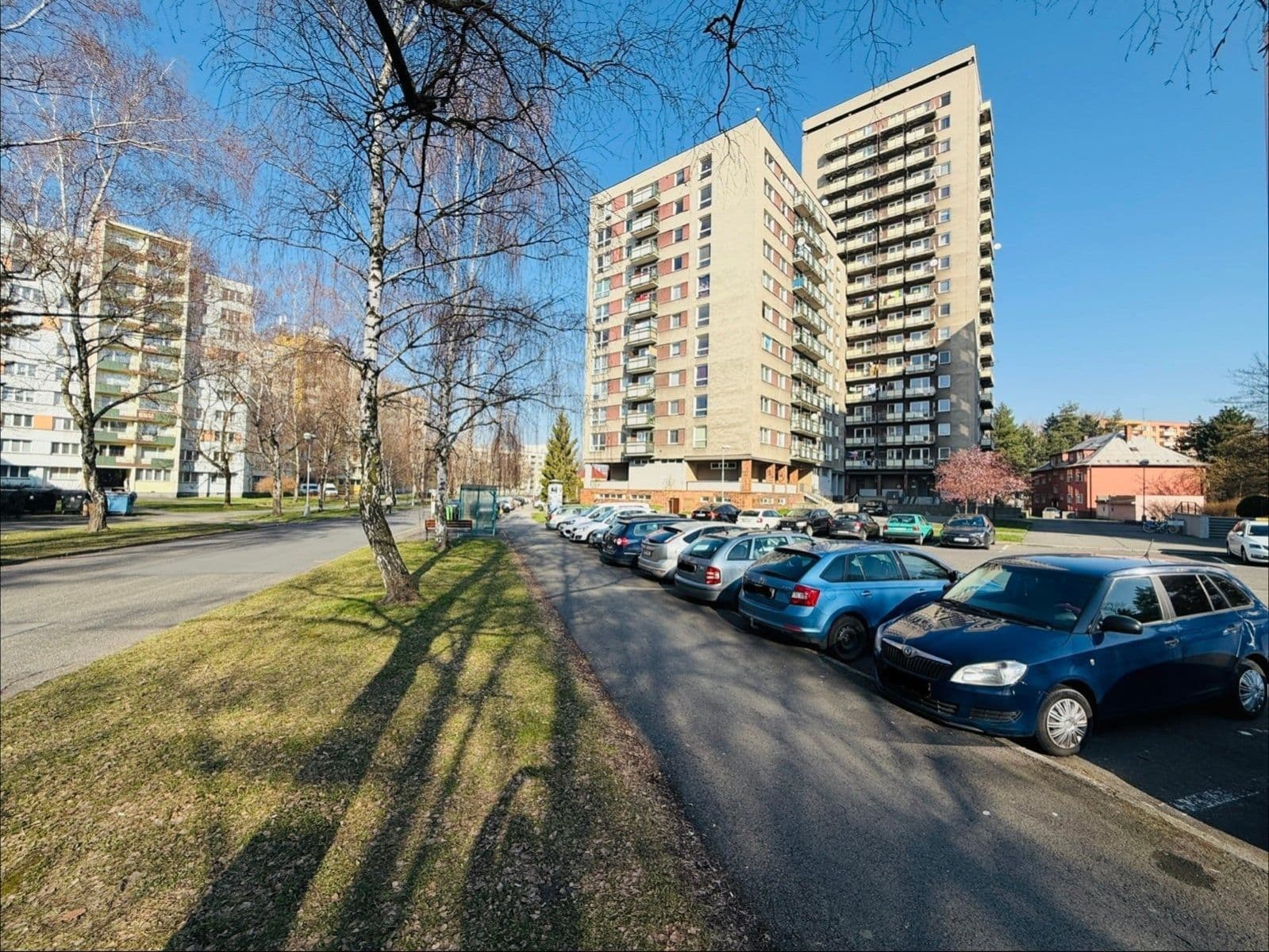 Prenájom bytu 2-izbový 57 m², Československé armády, Frýdek-Místek, Moravskoslezský kraj Prenájom bytu 2-izbový 57 m², Československé armády, Frýdek-Místek, Moravskoslezský kraj