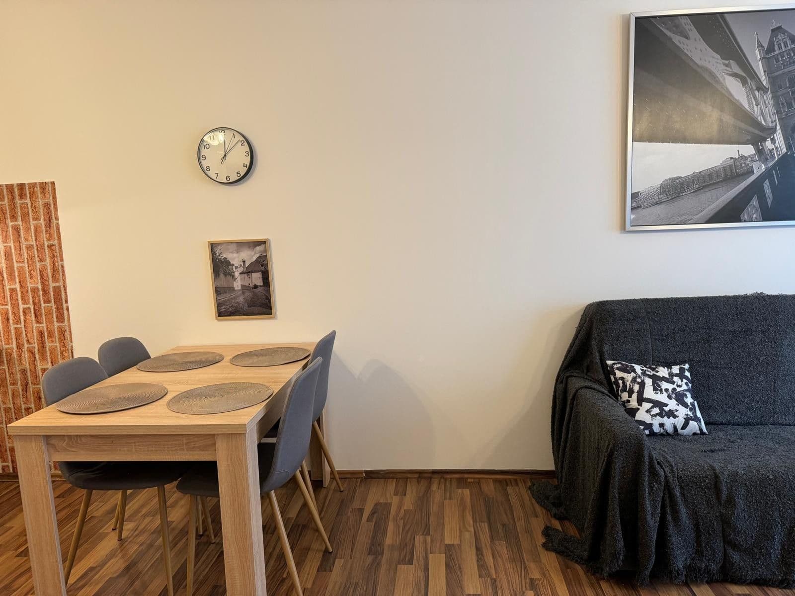 Prenájom bytu 2-izbový 55 m², Pod Harfou, Praha, Praha Prenájom bytu 2-izbový 55 m², Pod Harfou, Praha, Praha