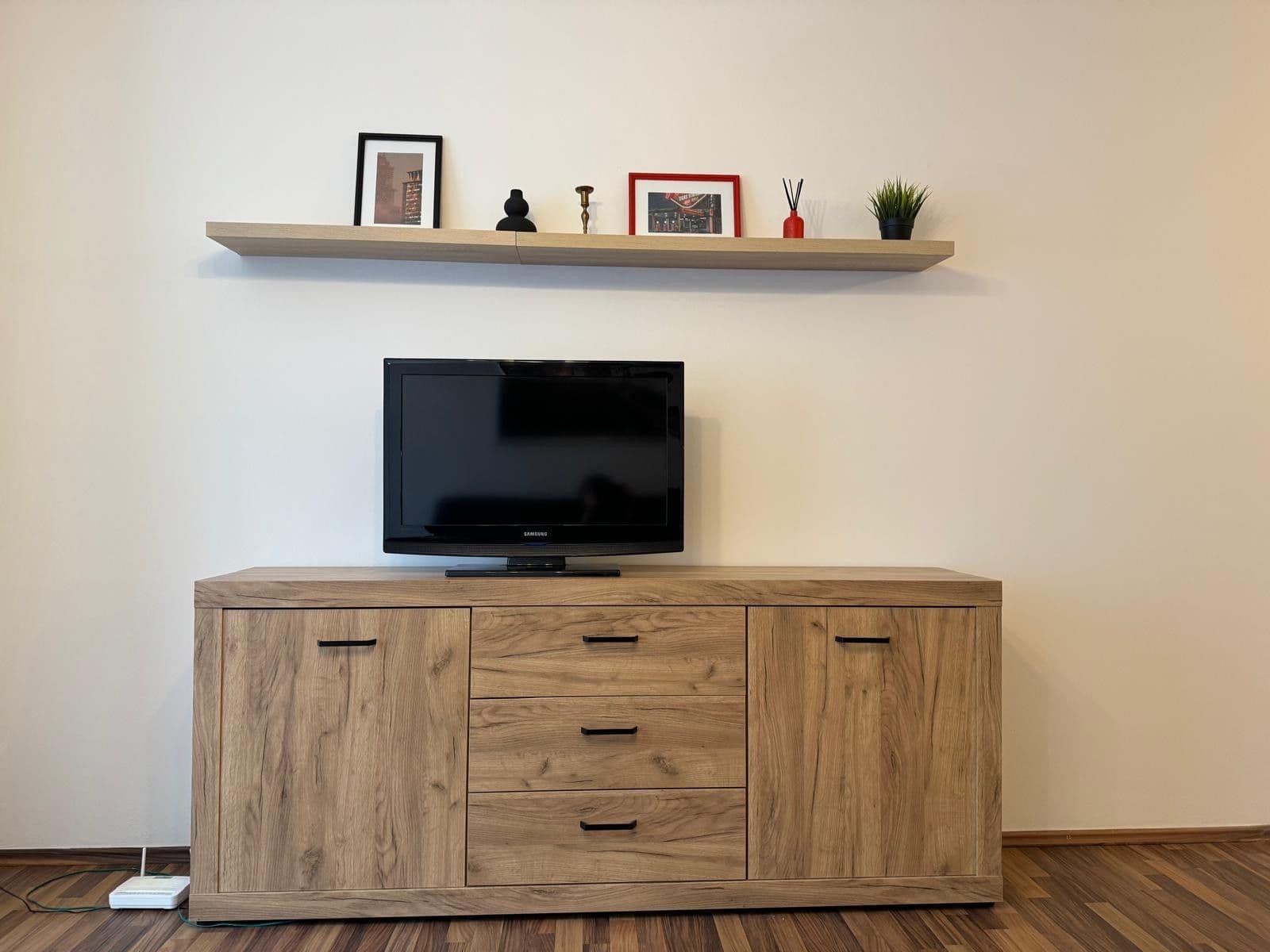 Prenájom bytu 2-izbový 55 m², Pod Harfou, Praha, Praha Prenájom bytu 2-izbový 55 m², Pod Harfou, Praha, Praha