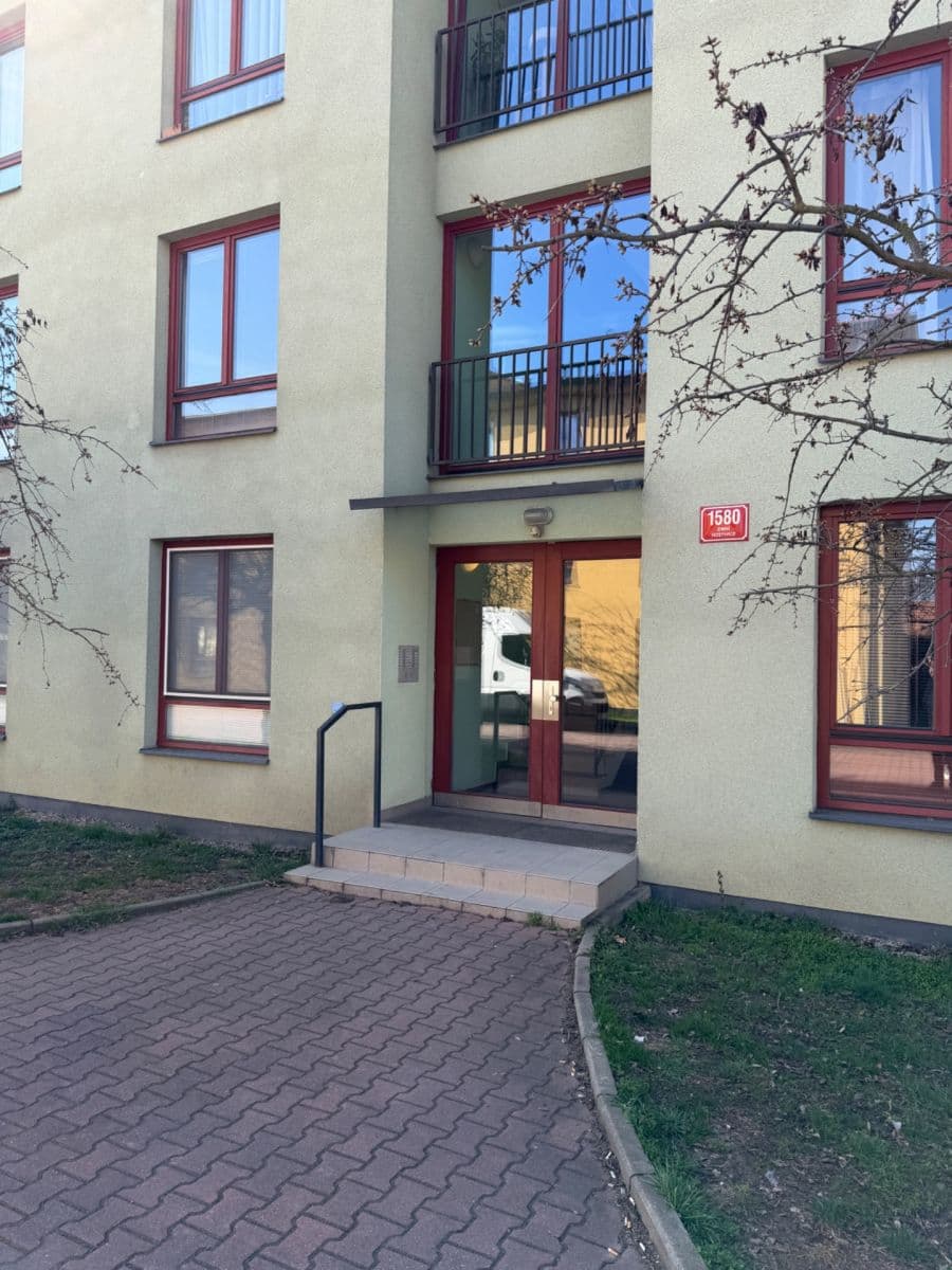 Prenájom bytu 1-izbový 31 m², Zimní, Hostivice, Středočeský kraj Prenájom bytu 1-izbový 31 m², Zimní, Hostivice, Středočeský kraj